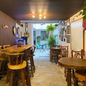 Hotel 17-52